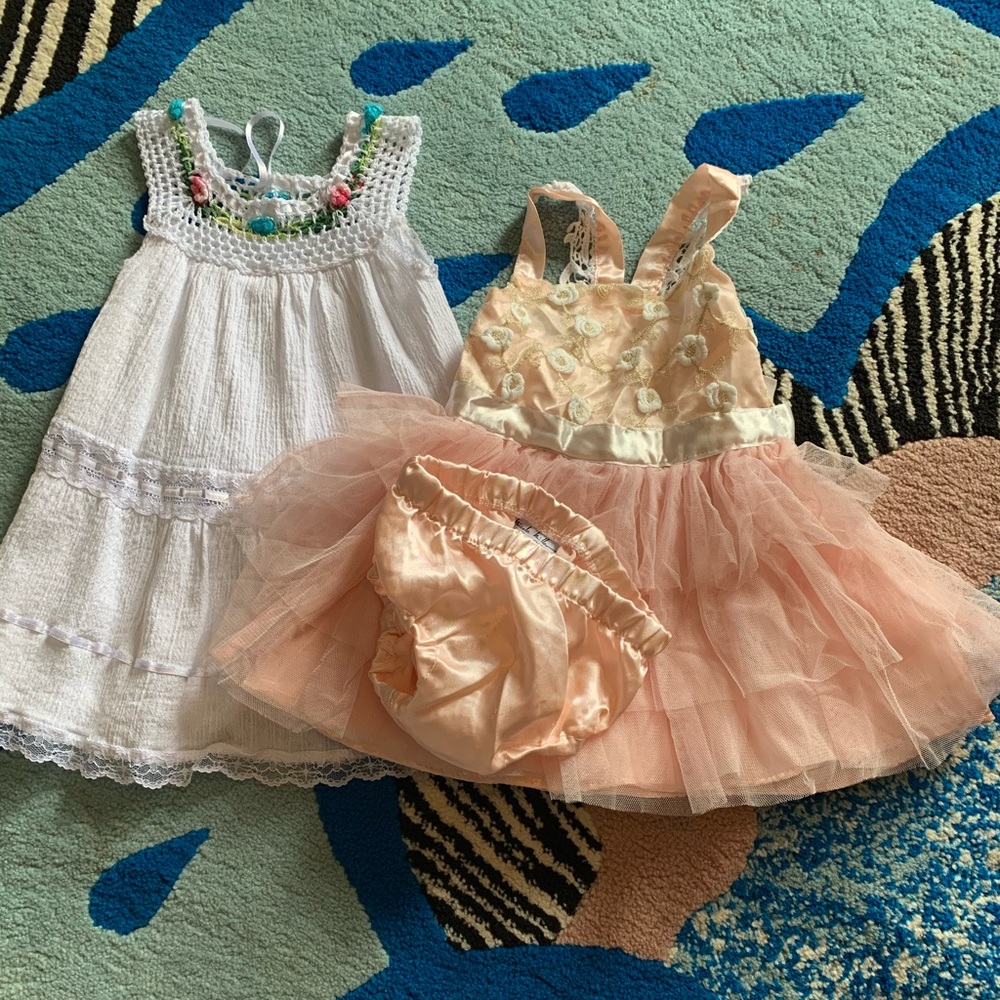12-18 month girl clothing bundle SWIPE>>
